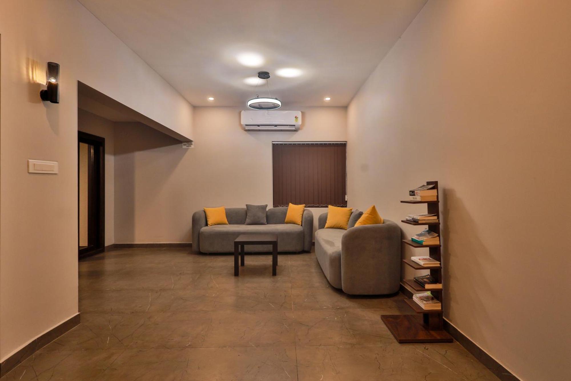 מלון Mennanyam Serene Aqua Hills Kozhikode מראה חיצוני תמונה